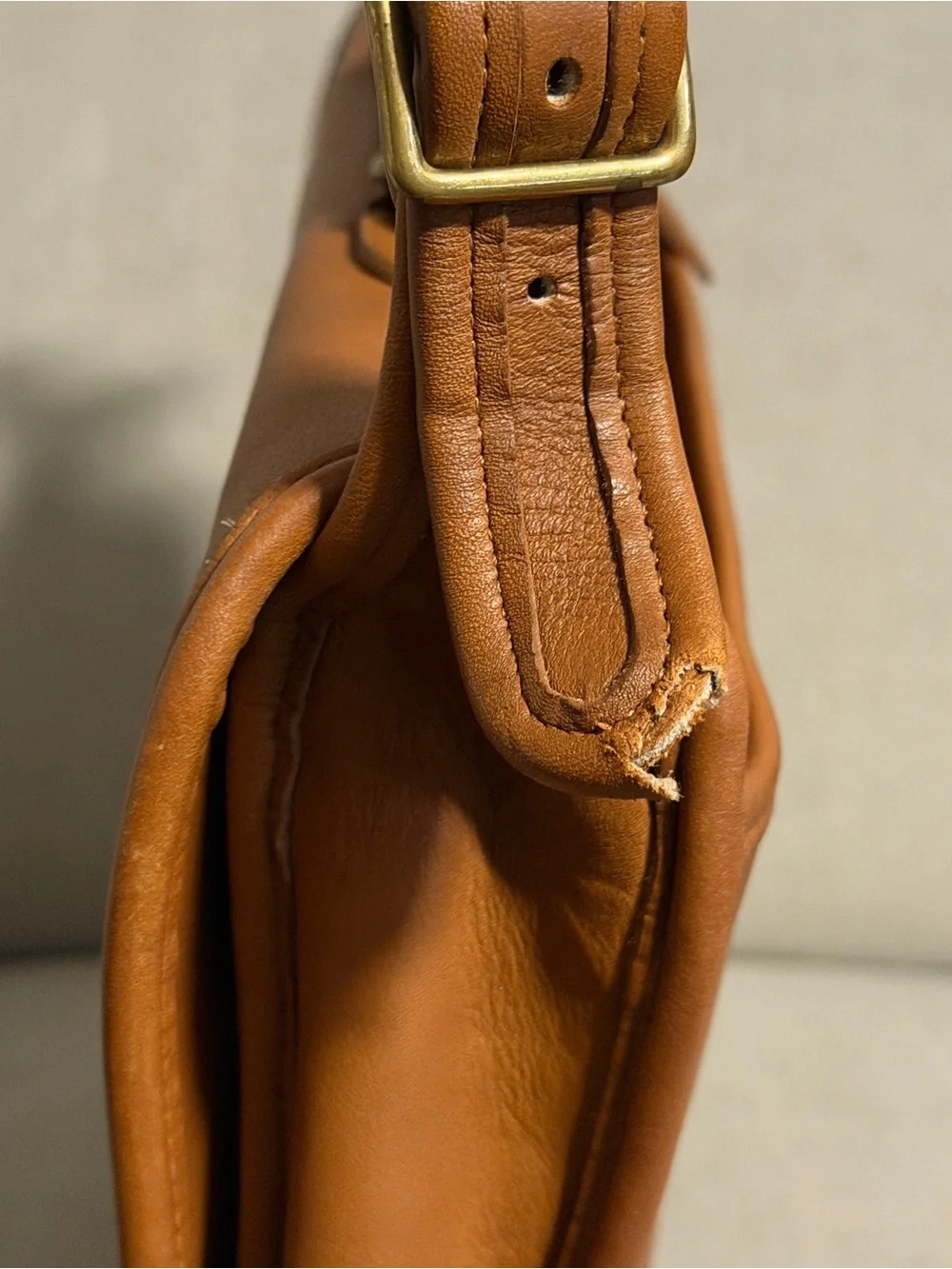 Vintage Coach Metropolitan 5180 British Tan